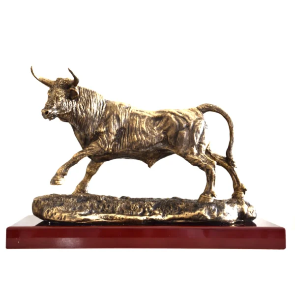 Troféu Touro Mão e Cabeça Levantada