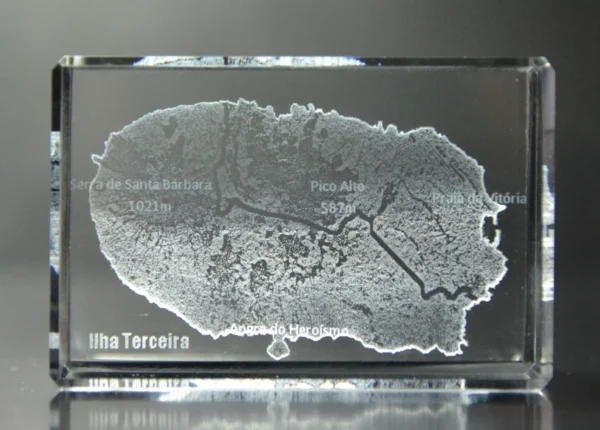 Paralelepípedo Cristal CR40 - Terceira Mapa Ilha